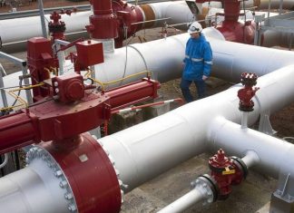 Цена газа в Европе впервые с 10 ноября опустилась ниже $800 за 1 тыс. куб. м