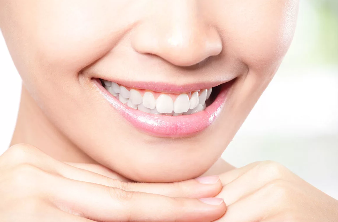 Преимущества установки зубных протезов