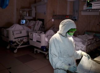 Минздрав уточнил, что все случаи заражения «омикроном» в России завозные