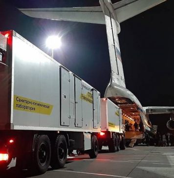 Спецборт МЧС со специалистами Роспотребнадзора вылетел в ЮАР