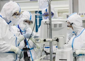 В России число заразившихся «омикроном» достигло 25