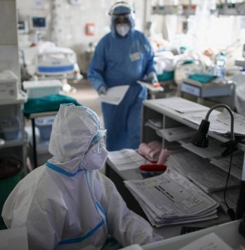 В России выявили 32 974 заразившихся коронавирусом за сутки