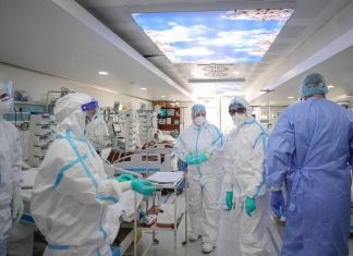 В ВОЗ заявили, что число зараженных омикрон-штаммом удваивается каждые два-три дня