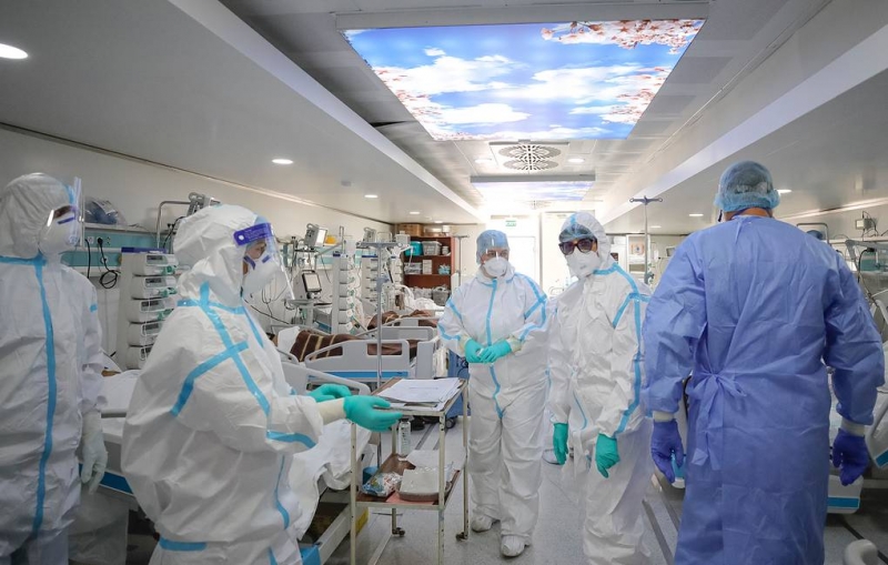 В ВОЗ заявили, что число зараженных омикрон-штаммом удваивается каждые два-три дня

