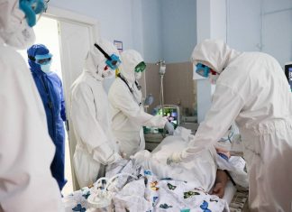 ВОЗ заявила, что омикрон-штамм распространяется быстрее, чем «дельта»