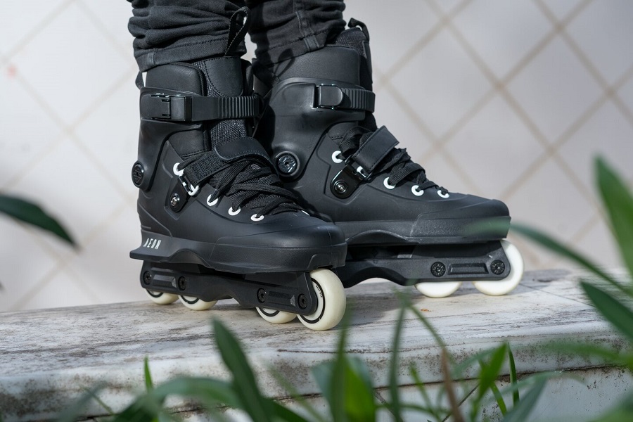 Как выбрать женские агрессивные ролики?