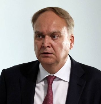 Антонов призвал скорее принять документы России по безопасности для стабилизации в Европе