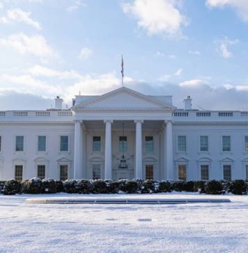 Белый дом прокомментировал публикацию о том, что США и ЕС не станут отключать РФ от SWIFT