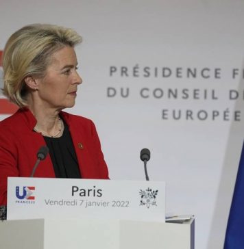 ЕС разработает в 2022 году собственные предложения по европейской безопасности