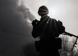 Киргизия и Таджикистан договорились о прекращении огня и отводе сил от границы