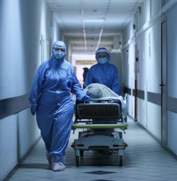 Смертность из-за ковида в России в январе снизилась на треть по сравнению с декабрем