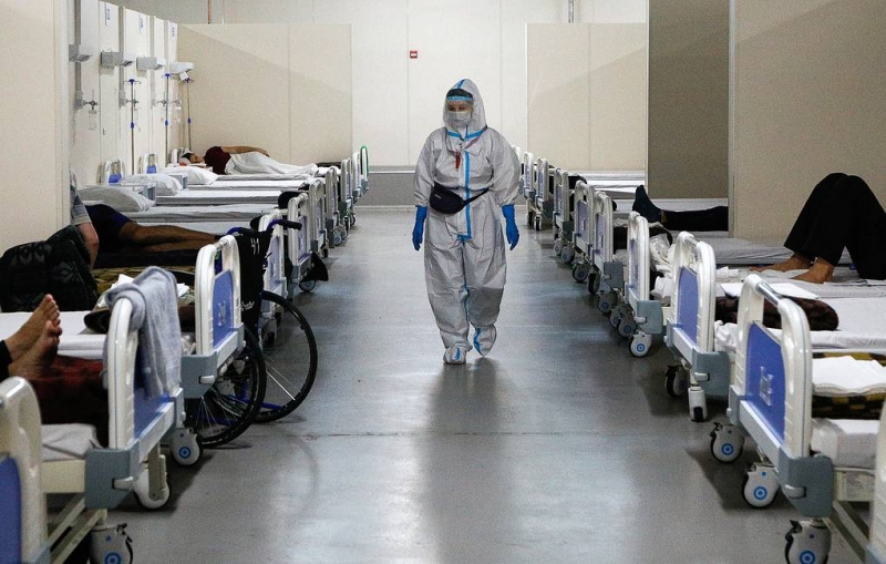 В России число случаев заражения коронавирусом превысило 11 млн с начала пандемии

