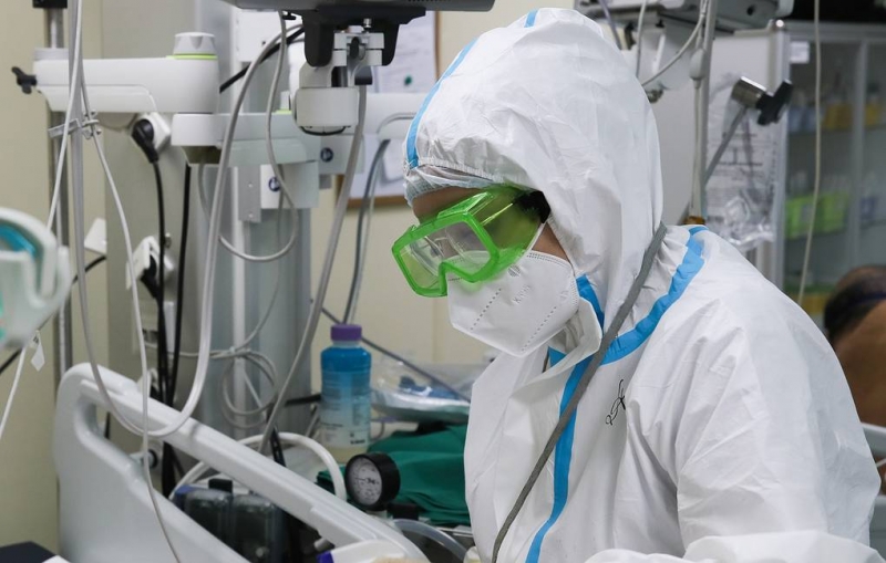 В России за сутки госпитализировали 5 970 человек с коронавирусом