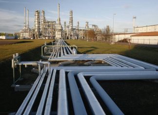 Welt: ФРГ будет сложно найти замену российским энергоресурсам при прекращении поставок