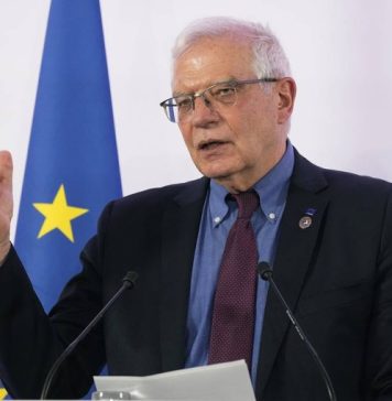 ЕС не позволит членам Госдумы ездить на шопинг в Милан и вечеринки в Сен-Тропе