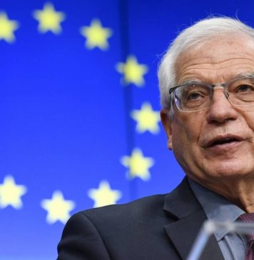 ЕС осуждает массированные обстрелы гражданских объектов на востоке Украины