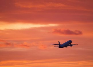 ЕС полностью закрывает свое воздушное пространство для России