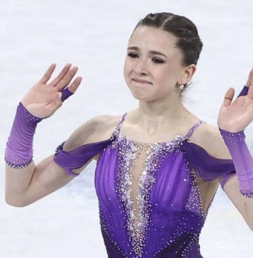 Фигуристка Валиева заявила, что счастлива выступать в Пекине, несмотря на сложный период