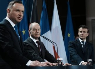 ФРГ, Франция и Польша призвали Россию начать предметный диалог по безопасности в Европе