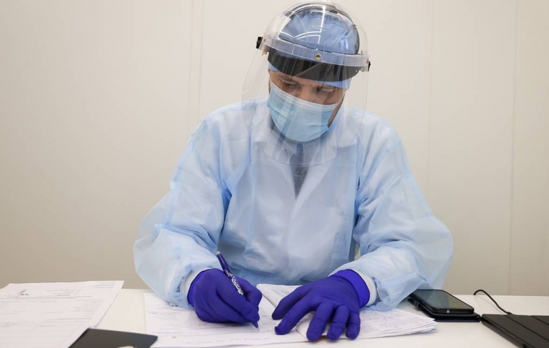 Ковид-сертификат выдадут по результатам экспресс-теста, сделанного медиком