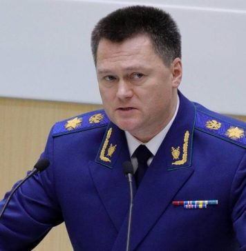 Краснов поручил провести проверку обоснованности стоимости тестов на коронавирус