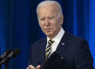 Politico: Байден заявил союзникам, что Россия якобы может напасть на Украину 16 февраля