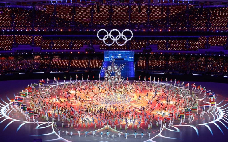 Президент МОК Томас Бах объявил Олимпийские игры в Пекине закрытыми