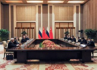 Путин и Си Цзиньпин приняли совместное заявление о международных отношениях