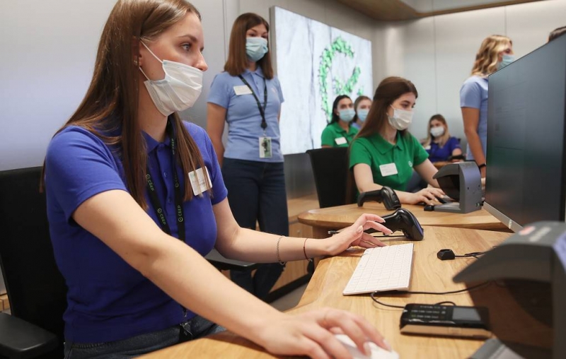 Reuters: отключение России от SWIFT не войдет в итоговые пакеты санкций ЕС и США

