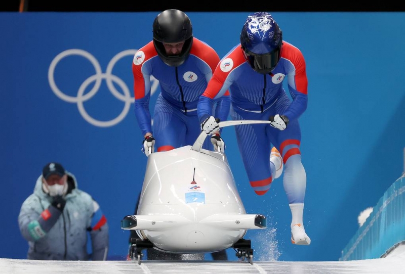 Серебро, бронза и успех Валиевой.
Итоги 11-го медального дня Олимпиады