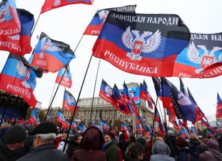 Страны Запада осудили признание Россией ДНР и ЛНР и готовятся ввести санкции