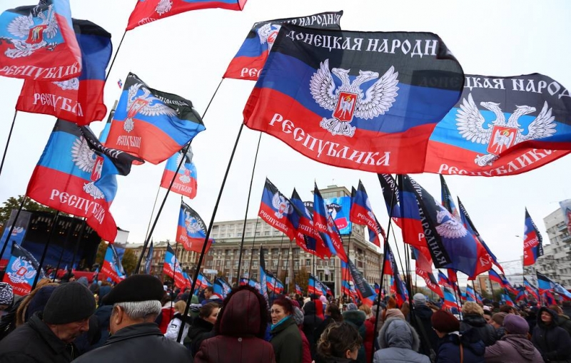 Страны Запада осудили признание Россией ДНР и ЛНР и готовятся ввести санкции