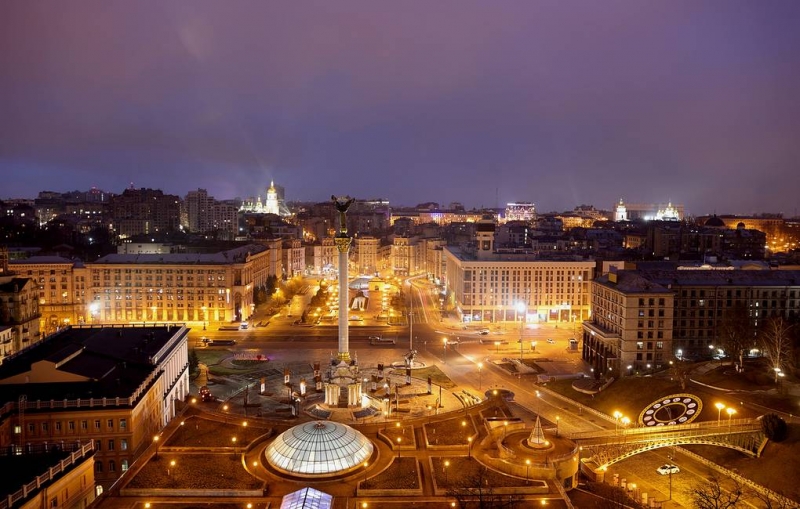 Украина вводит военное положение на всей территории страны

