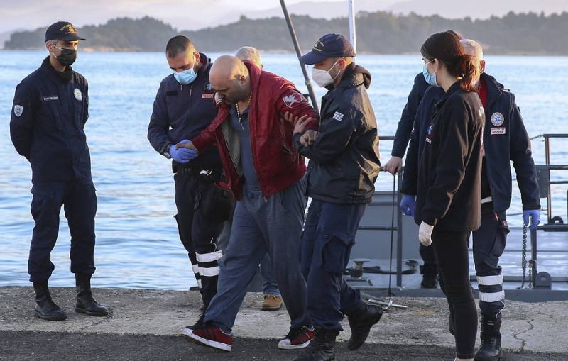 В Ионическом море загорелся круизный лайнер с 237 пассажирами

