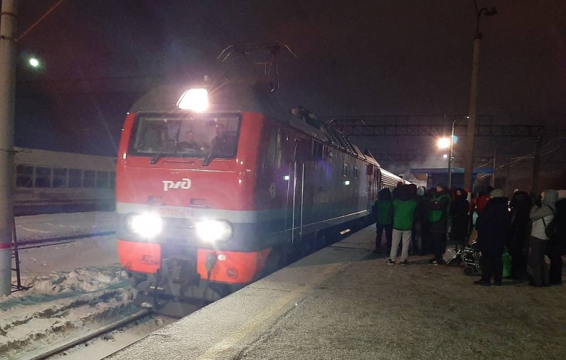 В Самарскую область прибыл первый поезд с почти 300 жителями ДНР и ЛНР