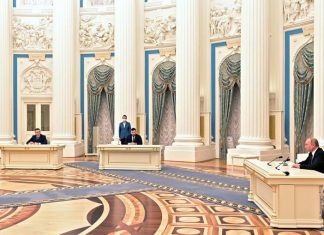 ВЦИОМ: решение Путина о признании независимости ДНР и ЛНР поддерживают 73% россиян