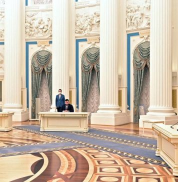 ВЦИОМ: решение Путина о признании независимости ДНР и ЛНР поддерживают 73% россиян