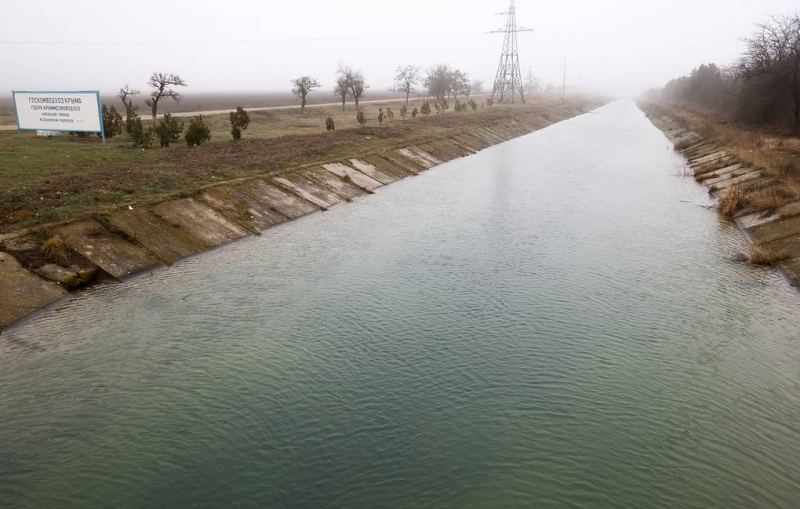 Военные РФ уничтожили дамбу, которая перекрывала Северо-Крымский канал