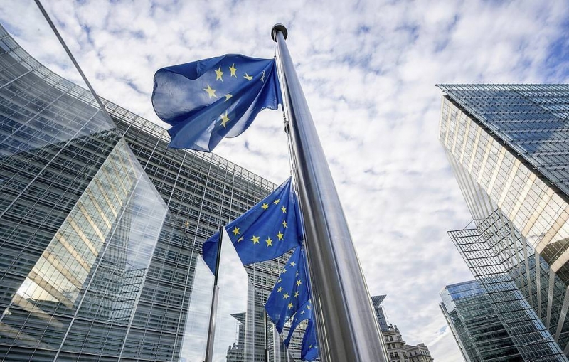 Западные страны договорились отключить российские банки от SWIFT