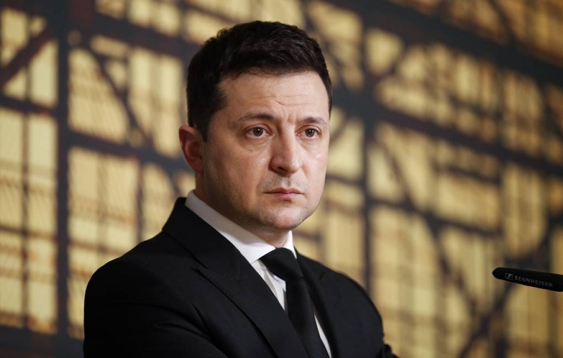 Зеленский предложил Варшаву, Будапешт, Стамбул и Баку как площадку для переговоров с РФ

