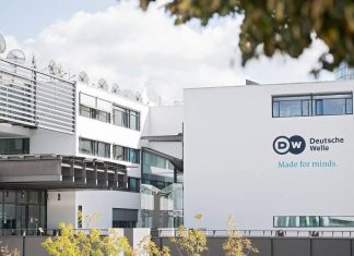 Журналистов Deutsche Welle пригласили участвовать в поездке Шольца в Москву