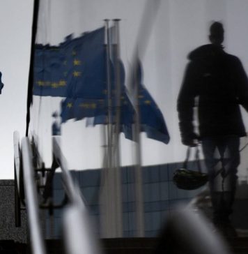 ЕС обсуждает новые санкции против России