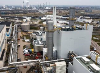 Европа отказывается платить за газ в рублях, но РФ не намерена поставлять его бесплатно