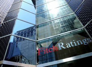 Fitch аннулирует рейтинги попавших под санкции российских компаний