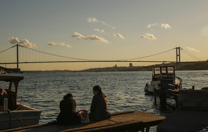 ФСБ заявила о возможности дрейфа установленных Киевом мин в Черном море в сторону Босфора