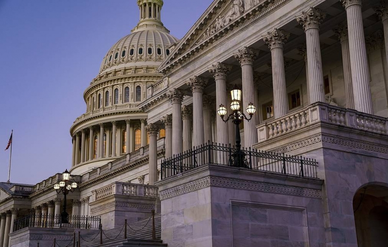 Главы комитетов Конгресса США согласовали законопроект о запрете импорта нефти из РФ