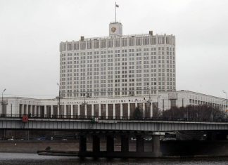 Кабмин внес в Думу пакет проектов о мерах поддержки граждан и бизнеса в условиях санкций