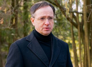 Мединский заявил, что по главным вопросам на переговорах РФ и Украина «топчутся на месте»