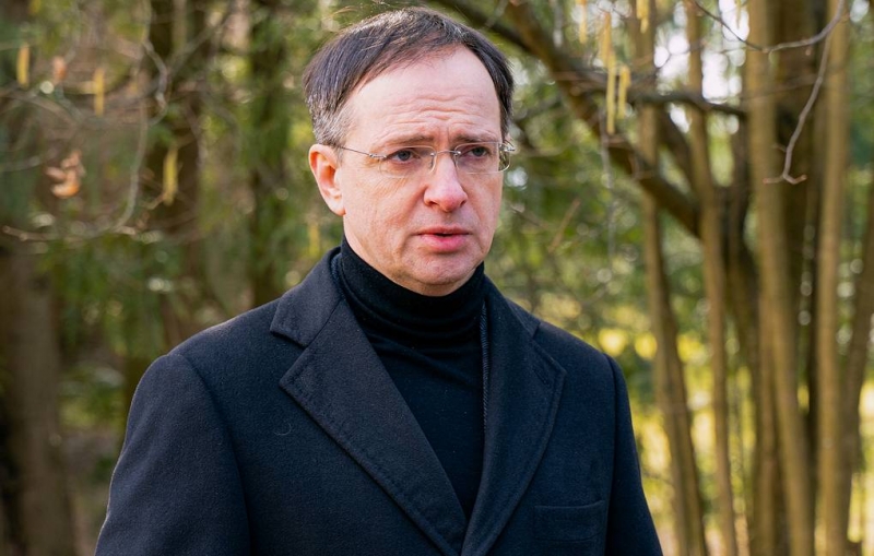 Мединский заявил, что по главным вопросам на переговорах РФ и Украина "топчутся на месте"

