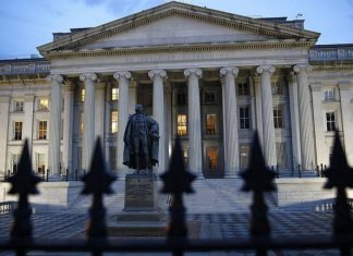 Минфин США разрешил американским журналистам сделки в Крыму, а также в ДНР и ЛНР